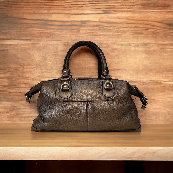 Coach LEGACY Metallic Tote Cowhide
Leather Handbag with Gold Strap - Picture 3 of 9